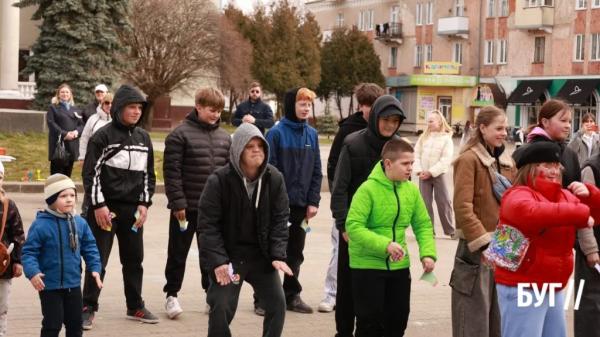 Нововолинці долучилися до акції з нагоди Всесвітнього дня людей із синдромом Дауна | Новини Нововолинська Нововолинці долучилися до акції з нагоди Всесвітнього дня людей із синдромом Дауна | Новини Нововолинська