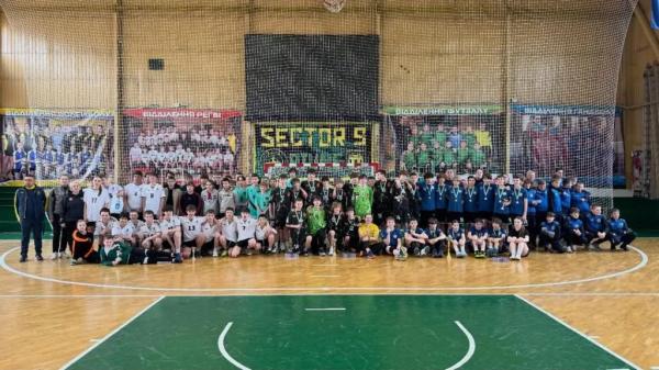 Нововолинські гандболісти здобули &laquo;бронзу&raquo; на всеукраїнському турнірі | Новини Нововолинська