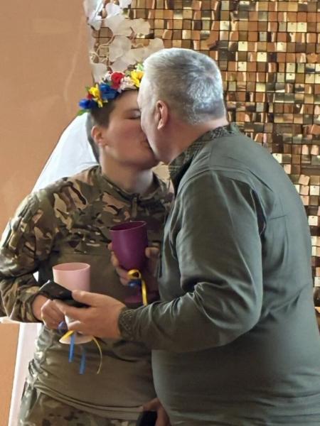 У Нововолинську побралися військові, яких поєднала війна | Новини Нововолинська У Нововолинську побралися військові, яких поєднала війна | Новини Нововолинська