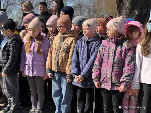 У Грядівському ліцеї відкрили меморіальні дошки загиблим Захисникам | Новини Нововолинська