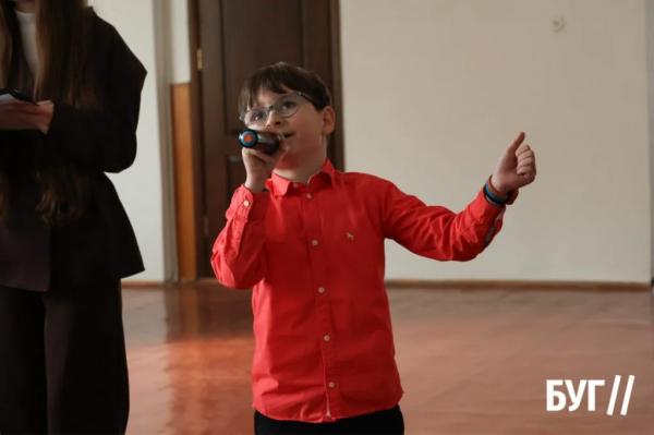 У Нововолинську відбувся поетичний вернісаж до Всесвітнього дня поезії | Новини Нововолинська