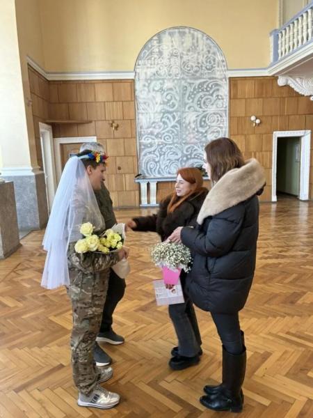 У Нововолинську побралися військові, яких поєднала війна | Новини Нововолинська У Нововолинську побралися військові, яких поєднала війна | Новини Нововолинська