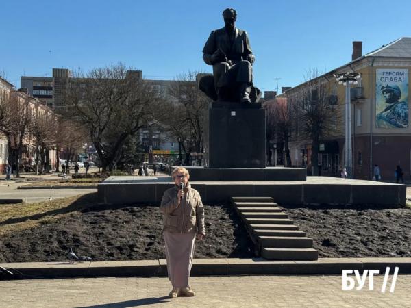 У Нововолинську відзначили 212-ту річницю від дня народження Тараса Шевченка | Новини Нововолинська