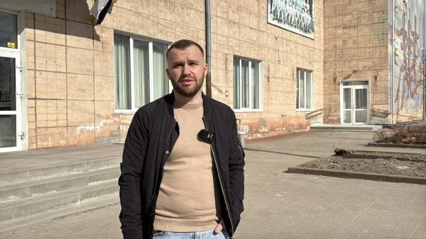 Розповіли, чи збережуть мозаїку на фасаді Будинку спорту у Нововолинську | Новини Нововолинська