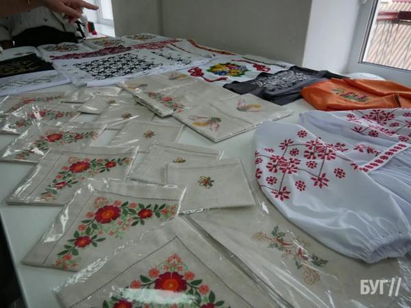 Як у Нововолинську створюють сучасну профосвіту: у ЦПО відкрили нову майстерню вишивки | Новини Нововолинська