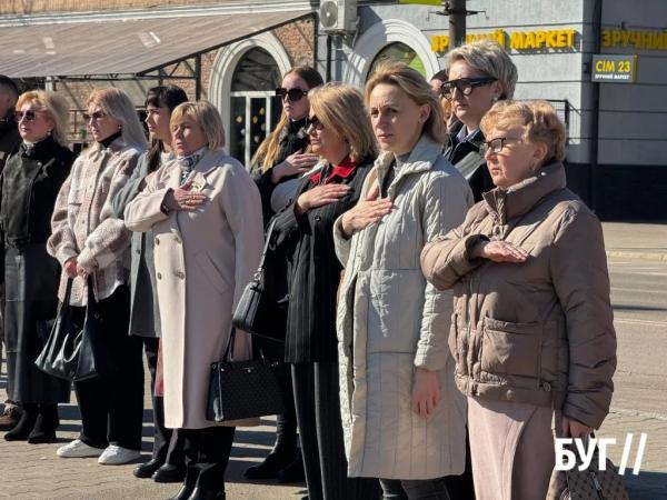 У Нововолинську відзначили 212-ту річницю від дня народження Тараса Шевченка | Новини Нововолинська