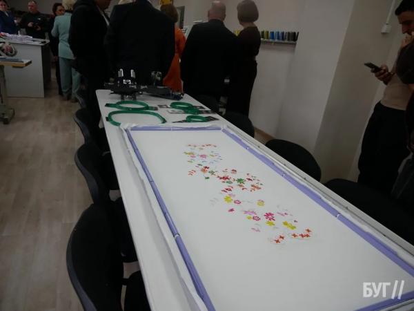 Як у Нововолинську створюють сучасну профосвіту: у ЦПО відкрили нову майстерню вишивки | Новини Нововолинська