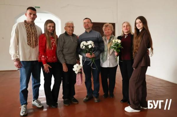 У Нововолинську відбувся поетичний вернісаж до Всесвітнього дня поезії | Новини Нововолинська