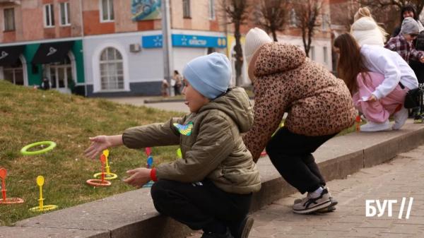 Нововолинці долучилися до акції з нагоди Всесвітнього дня людей із синдромом Дауна | Новини Нововолинська Нововолинці долучилися до акції з нагоди Всесвітнього дня людей із синдромом Дауна | Новини Нововолинська
