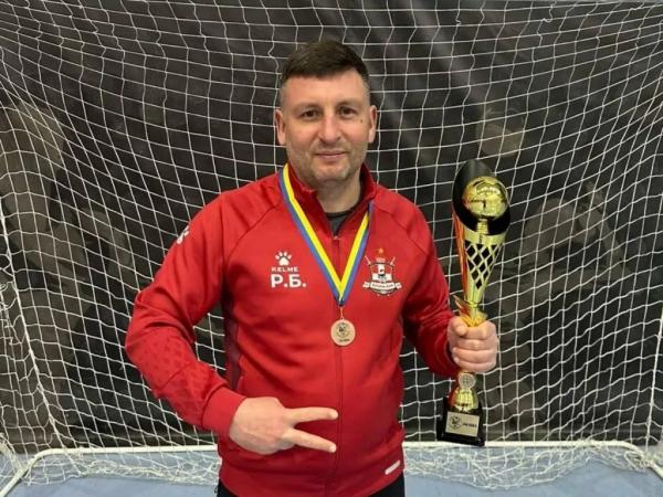 Лікар із Нововолинська став призером Чемпіонату України з футзалу серед медиків | Новини Нововолинська Лікар із Нововолинська став призером Чемпіонату України з футзалу серед медиків | Новини Нововолинська