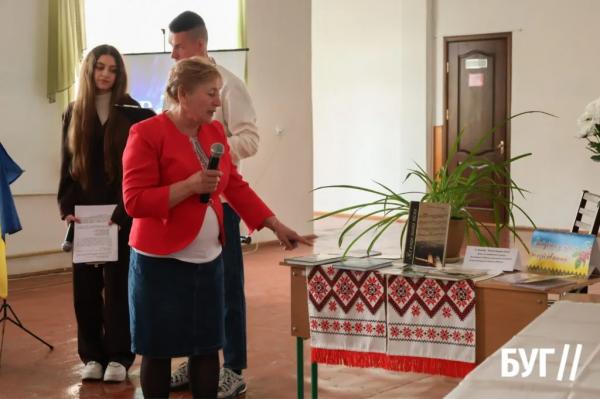 У Нововолинську відбувся поетичний вернісаж до Всесвітнього дня поезії | Новини Нововолинська