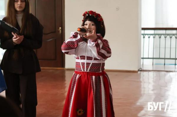 У Нововолинську відбувся поетичний вернісаж до Всесвітнього дня поезії | Новини Нововолинська