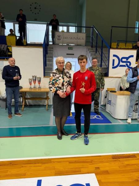 Гандболісти з Нововолинська вибороли &laquo;золото&raquo; міжнародного турніру в Литві | Новини Нововолинська