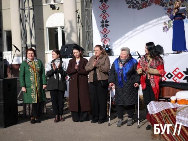 &laquo;Великдень-фест&raquo; у Нововолинську: як місто святкувало та допомагало війську | Новини Нововолинська