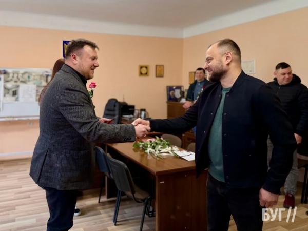 У Нововолинську вручили посвідчення почесних донорів України | Новини Нововолинська