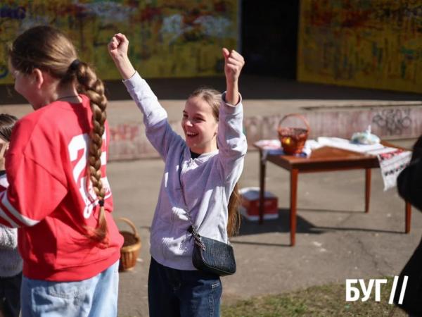 &laquo;Великдень-фест&raquo; у Нововолинську: як місто святкувало та допомагало війську | Новини Нововолинська