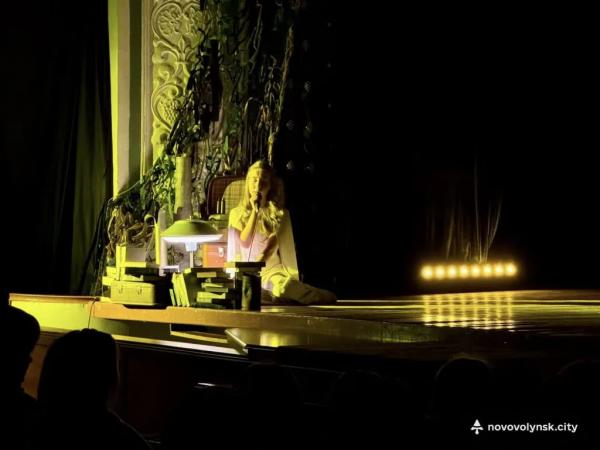 &laquo;Голоси&raquo;: у Нововолинську відбулася вистава театру мініатюр &laquo;Прометей&raquo; | Новини Нововолинська