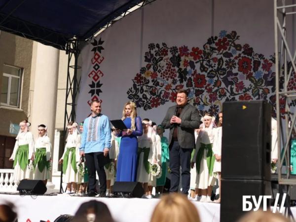 &laquo;Великдень-фест&raquo; у Нововолинську: як місто святкувало та допомагало війську | Новини Нововолинська