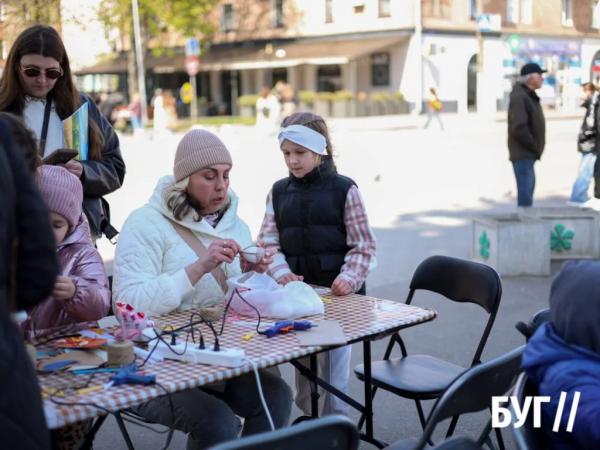 &laquo;Великдень-фест&raquo; у Нововолинську: як місто святкувало та допомагало війську | Новини Нововолинська