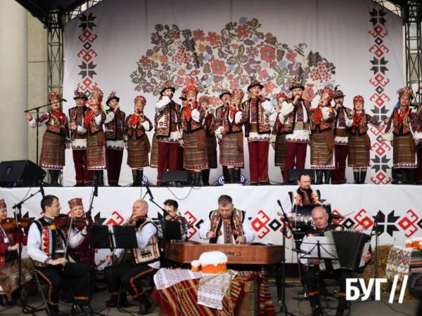 &laquo;Великдень-фест&raquo; у Нововолинську: як місто святкувало та допомагало війську | Новини Нововолинська