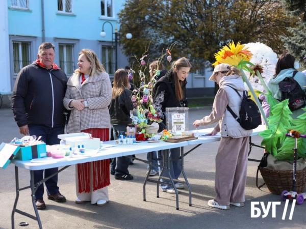 &laquo;Великдень-фест&raquo; у Нововолинську: як місто святкувало та допомагало війську | Новини Нововолинська