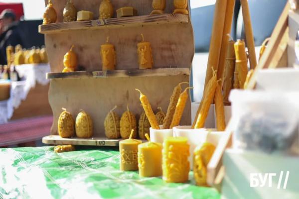 Продукти, хендмейд і жива музика: як у Нововолинську пройшов передвеликодній ярмарок | Новини Нововолинська Продукти, хендмейд і жива музика: як у Нововолинську пройшов передвеликодній ярмарок | Новини Нововолинська