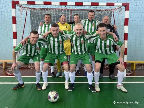 Нововолинський &laquo;Шахтар&raquo; вийшов до фіналу чемпіонату Волині з футзалу | Новини Нововолинська