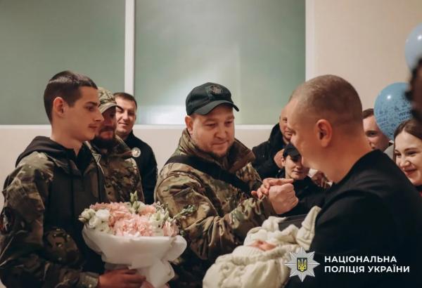 Боєць із Нововолинська встиг на народження первістка: повернувся з фронту за 15 хвилин до пологів | Новини Нововолинська