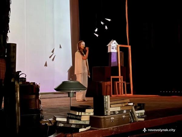 &laquo;Голоси&raquo;: у Нововолинську відбулася вистава театру мініатюр &laquo;Прометей&raquo; | Новини Нововолинська