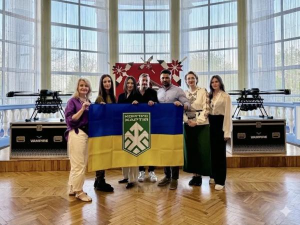 Два дрони-бомбардувальники передали для військових від Нововолинської громади | Новини Нововолинська