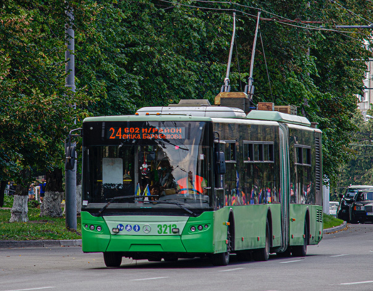 24 тролейбус харків