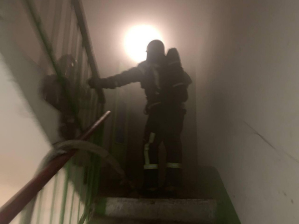 В одному з під‘їздів житлового будинку у Нововолинську виникла пожежа | Новини Нововолинська
