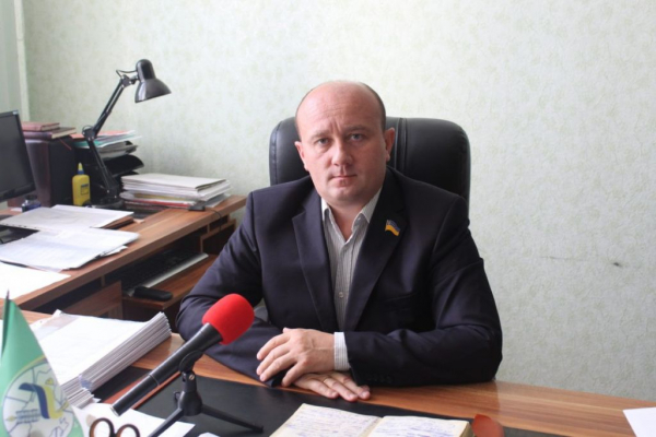 Власного житла немає але є мільйонні збереження: що показала декларація депутата Романа Чорного | Новини Нововолинська