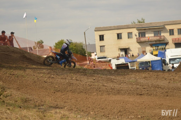 Нововолинськ прийняв II етап Чемпіонату України з мотокросу | Новини Нововолинська