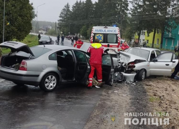 У селі Згорани 27-річний нововолинець спричинив ДТП, внаслідок якої постраждали четверо людей | Новини Нововолинська