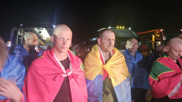 Понад тисячу захисників України повертаються додому: серед звільнених — захисники Маріуполя та острова Зміїний - 23 липня 2025 :: Донеччина Понад тисячу захисників України повертаються додому: серед звільнених — захисники Маріуполя та острова Зміїний - 23 липня 2025 :: Донеччина