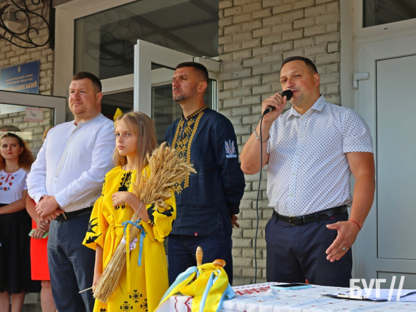 У ліцеях Нововолинська пролунав перший дзвоник | Новини Нововолинська