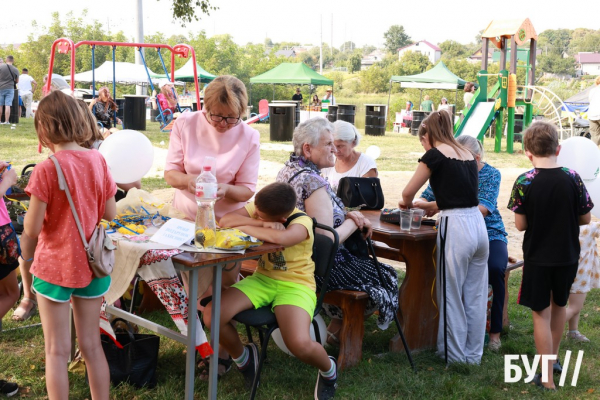 Нововолинську – 75: ювілей міста і День шахтаря на озері, фоторепортаж | Новини Нововолинська