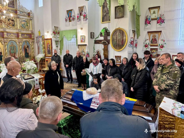 Нововолинськ попрощався з Героєм Леонідом Ткачуком | Новини Нововолинська