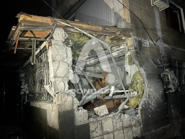 Центральна вулиця Донецька після обстрілу – є пошкодження будинків - 23 грудня 2022 :: Новини Донбасу