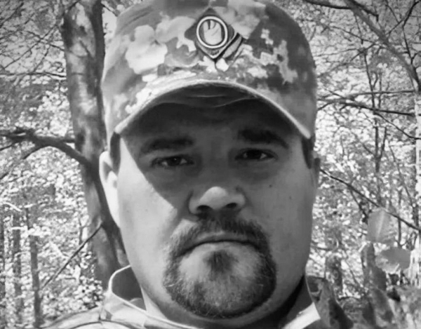 У Нововолинську попрощаються з Героєм Олегом Мартинюком | Новини Нововолинська У Нововолинську попрощаються з Героєм Олегом Мартинюком | Новини Нововолинська