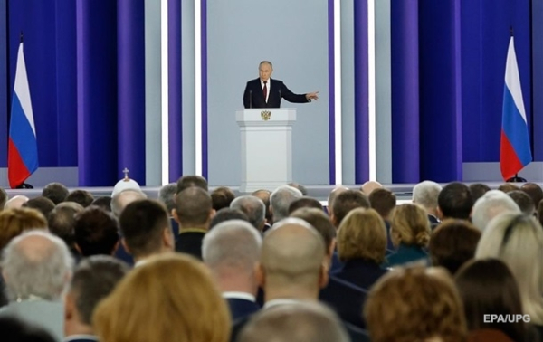 Путін назвав Україну "поневоленою" Заходом