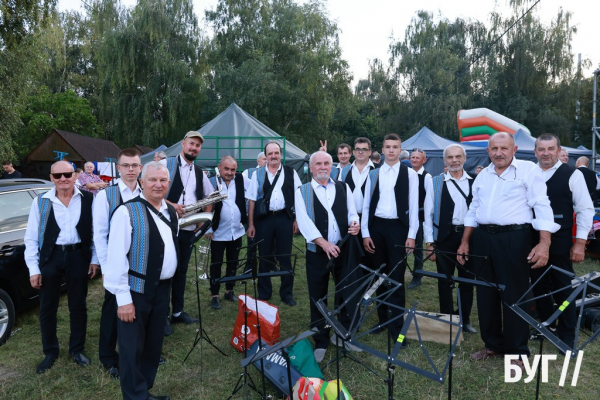 Нововолинську – 75: ювілей міста і День шахтаря на озері, фоторепортаж | Новини Нововолинська