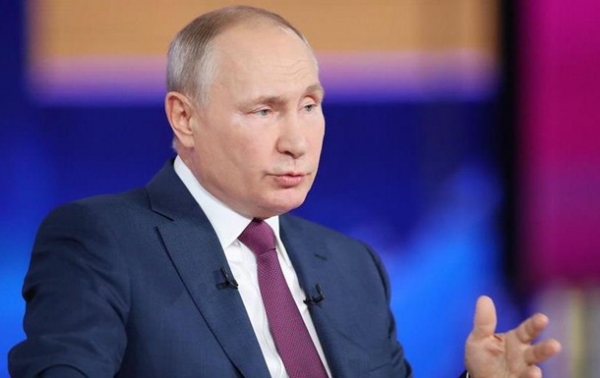 Зеленский попал под влияние "нациков" – Путин