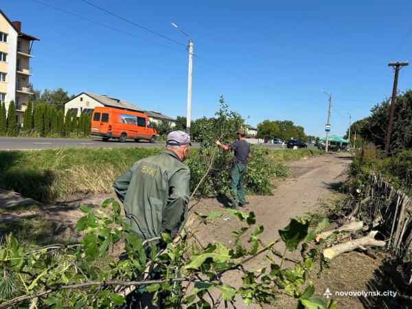 У Нововолинську ВУКГ очищувало ливневу систему міста | Новини Нововолинська