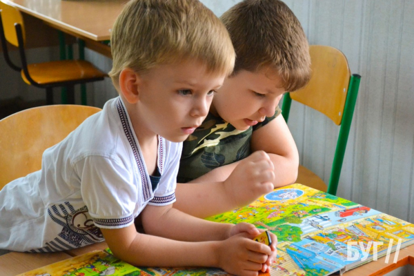 Займаються творчістю та вивчають українську: у Нововолинську функціонує дошкільний заклад для діток-переселенців | Новини Нововолинська