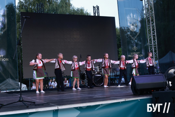 Нововолинську – 75: ювілей міста і День шахтаря на озері, фоторепортаж | Новини Нововолинська