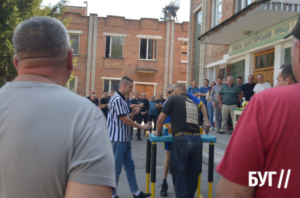 Шахтарі мірялися силою: на Бужанській шахті відбувся фестиваль спорту до Дня Нововолинська | Новини Нововолинська